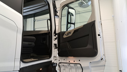 Zdjęcie przedmiotu: F-MAX 500 12.7 TDCi 500 E6d 18.0t Oświadczenie o utracie DR