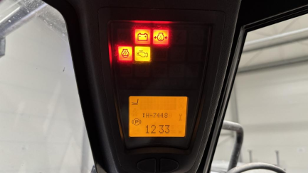 Zdjęcie przedmiotu: Spalinowy w&oacute;zek widłowy Linde H50T-02 