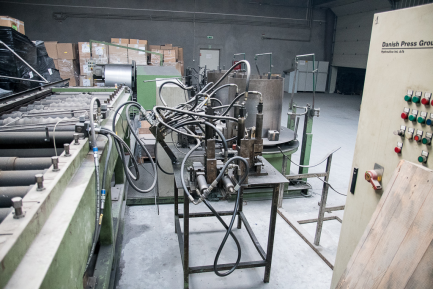 Zdjęcie przedmiotu: Technological line for the production of SICODAN condensers CONDENSER line