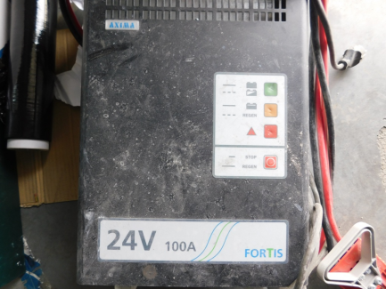 Zdjęcie przedmiotu: W&oacute;zek widłowy elektryczny Mitsubishi FB 15KRT PAC