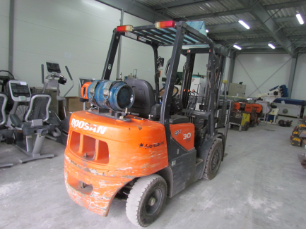 Zdjęcie przedmiotu: W&oacute;zek widłowy Doosan G30G LP