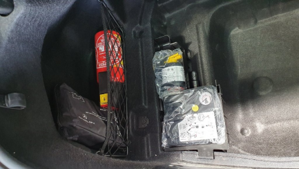 Zdjęcie przedmiotu: Mercedes-benz C 200 sedan