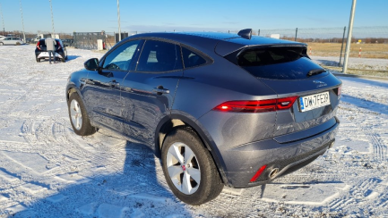 Zdjęcie przedmiotu: Jaguar E-PACE 2.0 i4P AWD R-Dynamic S