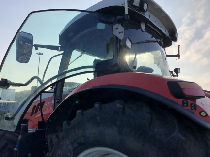 Zdjęcie przedmiotu: Steyr 6185 CVT Eco-Tech farm tractor
