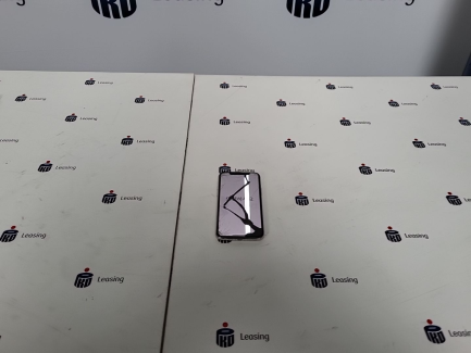 Телефон / Смартфон Apple iPhone 11 Pro 256 GB - срібний код товару MWC82PM/A