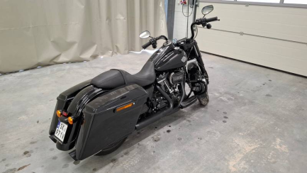 Zdjęcie przedmiotu: Harley Davidson Road King Special