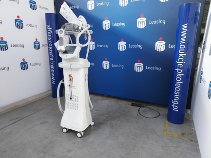 Zdjęcie przedmiotu: Cosmetic device for performing vacuum massage with additional participation of rolls, radio waves and LED light STUDIO FIGURA Beauty Contour