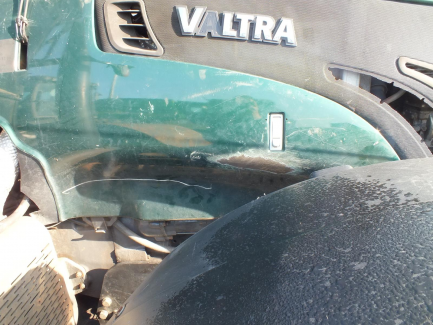Zdjęcie przedmiotu: VALTRA T213 VERSU agricultural tractor