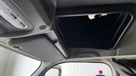 Zdjęcie przedmiotu: Renault Master FWD 2.3 dCi L3H1 Pack Clim S&S+E E6 3.5t