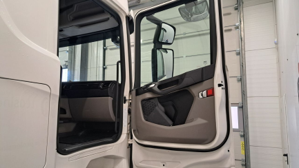 Zdjęcie przedmiotu: SCANIA R 460 Super A 4x2 NA Highline E6 18.0t