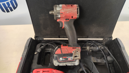 Zdjęcie przedmiotu: Milwaukee M18 FIW2F12-502X Impact Wrench