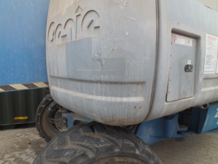 Zdjęcie przedmiotu: GENIE Z 135/70 articulated petrol platform