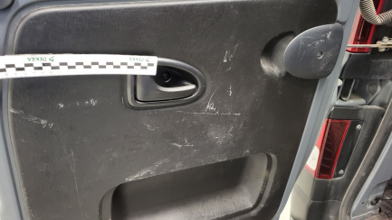 Zdjęcie przedmiotu: Renault Trafic 2.0 dCi L2H1 HD Extra E6