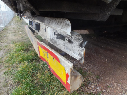 Zdjęcie przedmiotu: KRONE SD Curtain trailer