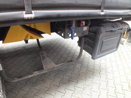 Zdjęcie przedmiotu: KRONE SD curtain semi-trailer