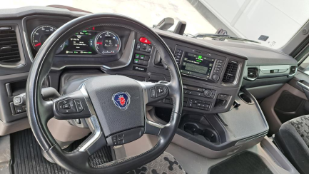 Zdjęcie przedmiotu: Scania G320 B 4x2 NA
