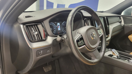 Zdjęcie przedmiotu: Volvo XC60 B5 D AWD Inscription aut Oświadczenie o utracie DR