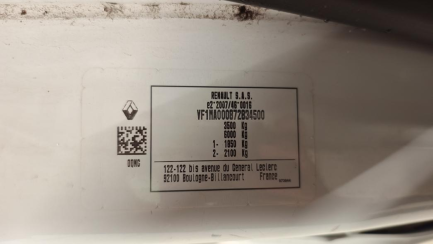 Zdjęcie przedmiotu: Renault Master FWD 2.3 dCi E6d 3.5t L3H2 Extra S&S+E