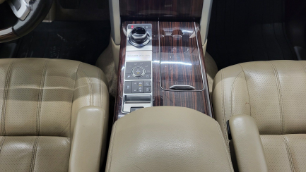 Zdjęcie przedmiotu: RANGE ROVER 3.0TD V6 HSE EU6
