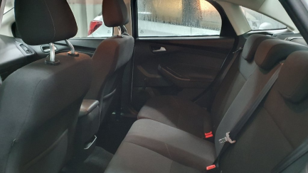 Zdjęcie przedmiotu: Ford Focus sedan 1.6 Trend