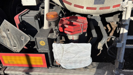 Zdjęcie przedmiotu: KASSBOHRER STB 35.0t TANKAUFLIEGER Tanker