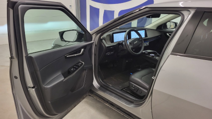 Zdjęcie przedmiotu: Kia EV6 77.4kWh Plus AWD