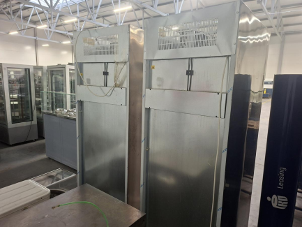 Zdjęcie przedmiotu: A set of catering equipment