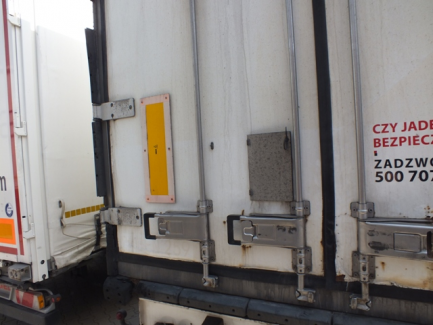 Zdjęcie przedmiotu: SCHMITZ CARGOBULL SK0 24 / L-13.4FP80 / 60 isothermal semi-trailer