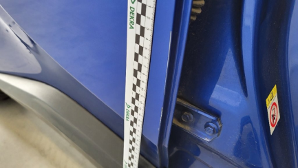 Zdjęcie przedmiotu: Toyota C-HR 1.8 Hybrid Selection