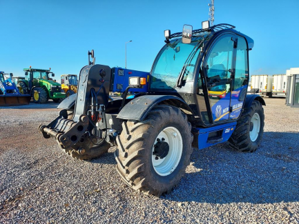 Zdjęcie przedmiotu: NEW HOLLAND LM 5040 telehandler