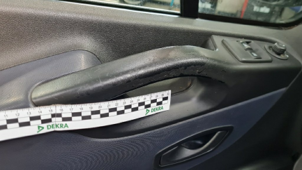 Zdjęcie przedmiotu: Opel Vivaro L2H1 2,9t 1.6 BiTurbo CDTI Euro 6 1598ccm - 125HP