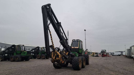 Kombajn zrębowy (harwester) John Deere 1270E 