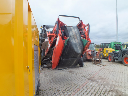 Zdjęcie przedmiotu: SANDVIK QJ341 self-propelled jaw crusher