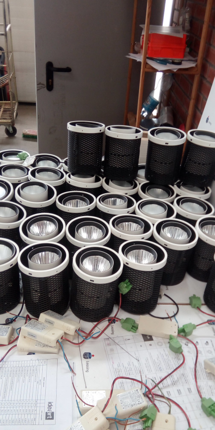 Zdjęcie przedmiotu: Магазин освітлення комплект