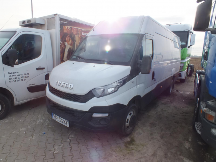 Zdjęcie przedmiotu: Iveco Daily 35C15 V L (19,6m3) Euro 5