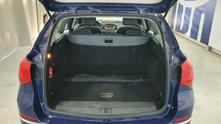 Zdjęcie przedmiotu: Opel Astra IV 1.6 CDTI Essentia Sports Tourer 12-16