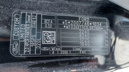 Zdjęcie przedmiotu: Ford Transit Custom 320 2.0 TDCi E6.2 3.2t