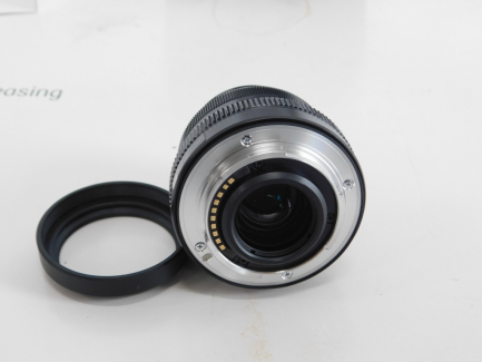 Zdjęcie przedmiotu: Camera with Fuji Film Corporation lens: body - XT3 / lens - XF35mmF2 R WR