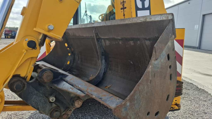 Zdjęcie przedmiotu: Екскаватор-навантажувач JCB 4CX