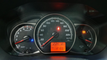 Zdjęcie przedmiotu: Toyota Yaris Hatchback 1.0 Premium