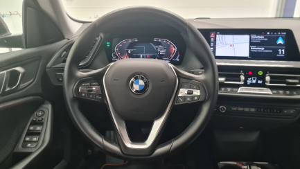 Zdjęcie przedmiotu: Bmw 218i Sport Line aut
