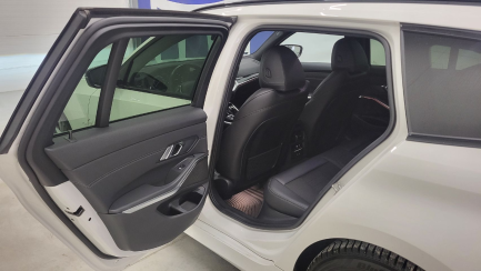 Zdjęcie przedmiotu: BMW 318i Sport Line aut