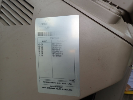 Zdjęcie przedmiotu: Ciągnik rolniczy JOHN DEERE 6115M L003