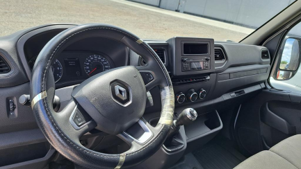 Zdjęcie przedmiotu: Renault Master FWD 2.3 dCi Pack Clim S&S+E E6 3.5t