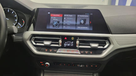 Zdjęcie przedmiotu: BMW 320i Advantage aut