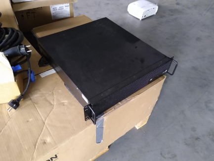 Zdjęcie przedmiotu: Multimedia equipment (projectors, lenses)