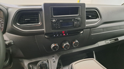 Zdjęcie przedmiotu: RENAULT/IZOTERMY Master FWD 2.3 dCi E6 3.5t L3H1 Pack Clim S&S+E