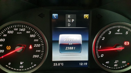 Zdjęcie przedmiotu: Mercedes-benz C 200 sedan