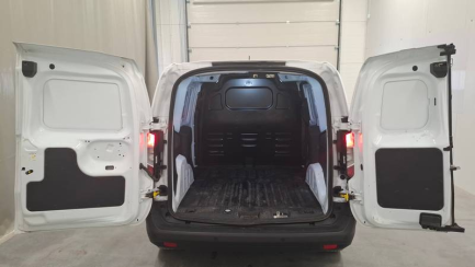 Zdjęcie przedmiotu: Ford Transit Courier Trend 1.5 EcoBlue E6d 2.2t