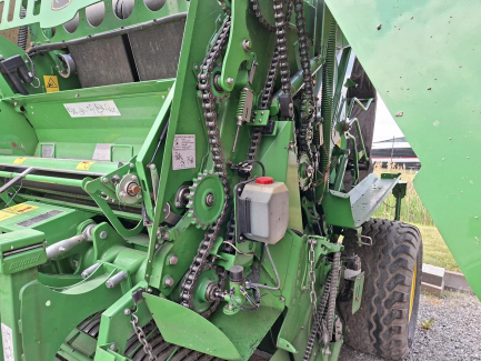 Zdjęcie przedmiotu: Прес-підбирач JOHN DEERE V451HR